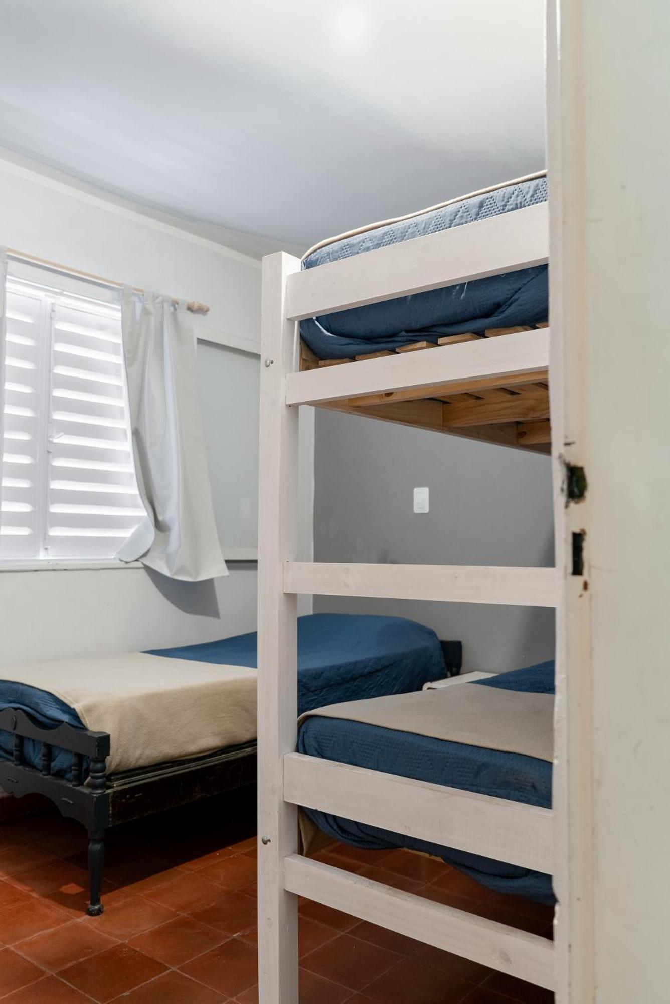 Hostel La Casa De Li - En チレシト 部屋 写真